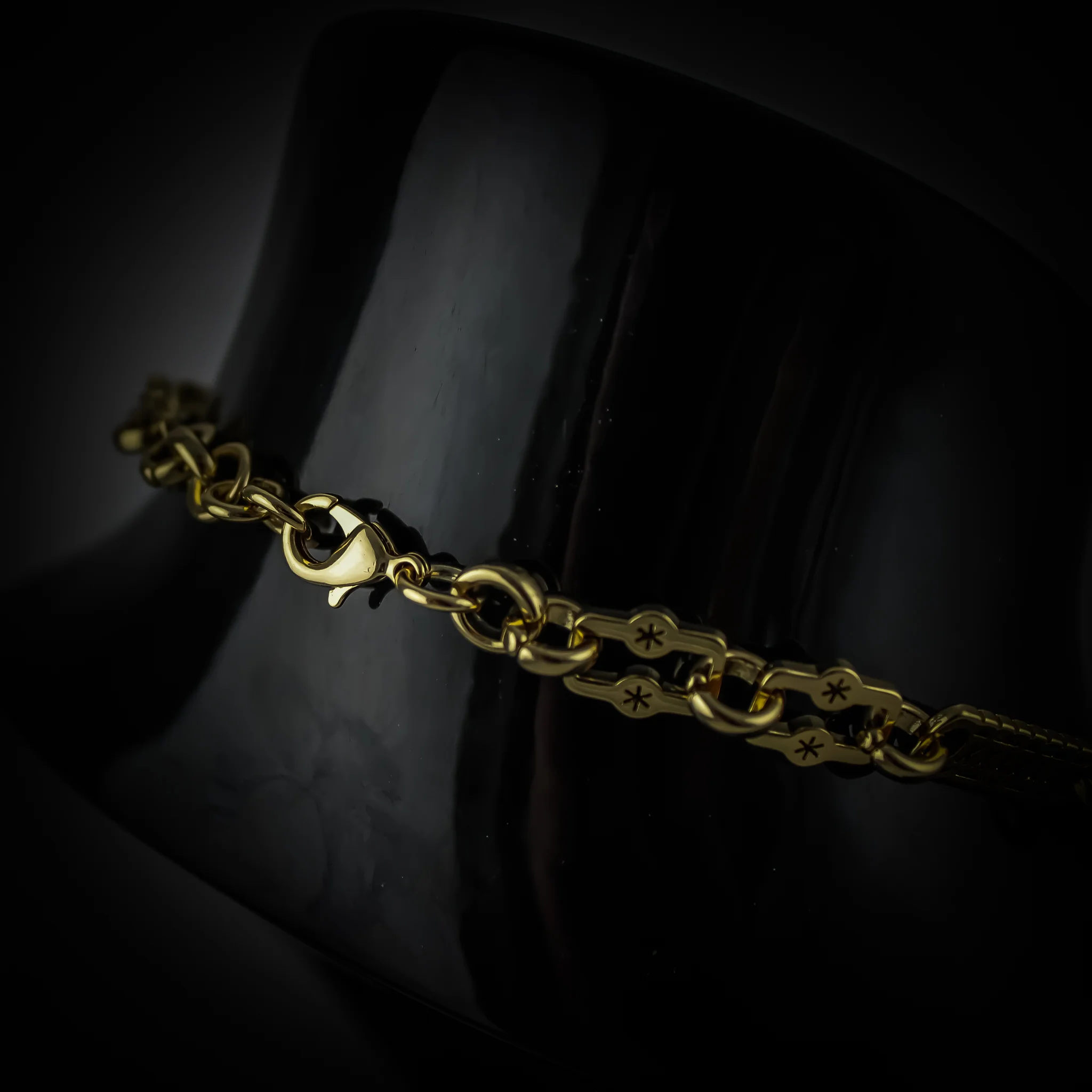 18ct Gold Bonded 20 Inch Stars and Bars Chain - Image 9
