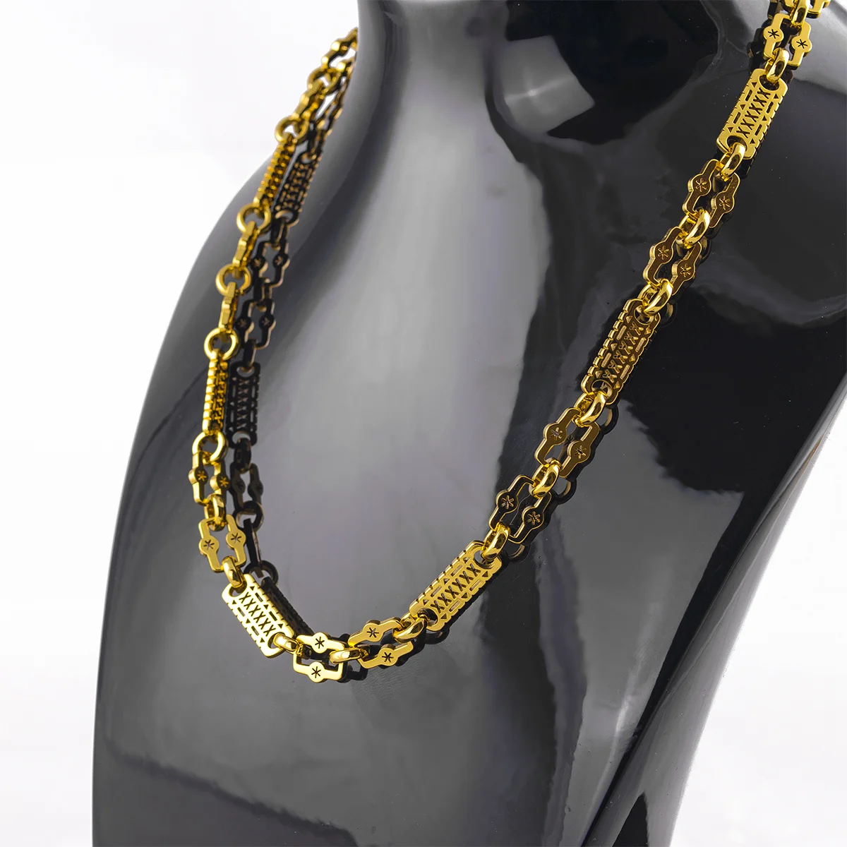 18ct Gold Bonded 20 Inch Stars and Bars Chain - Image 2