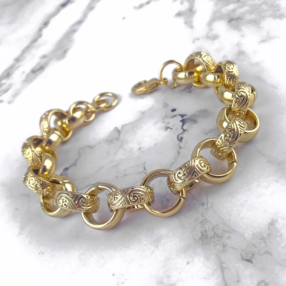 18 mm náramok Belcher z 15 karátového zlata.